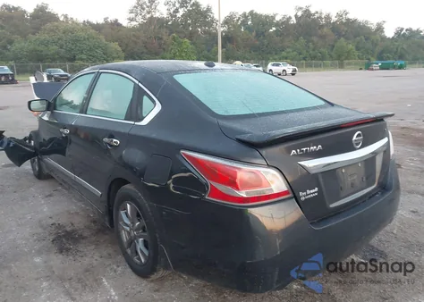 2015 Nissan Altima 2.5 S from USA, damaged, VIN 1N4AL3AP5FC215394